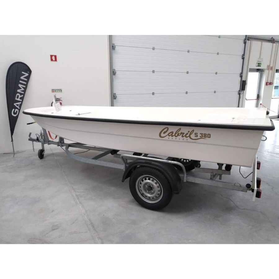 Barco pesca em fibra tridente Cabril S380 Barco pesca em fibra tridente Cabril S380