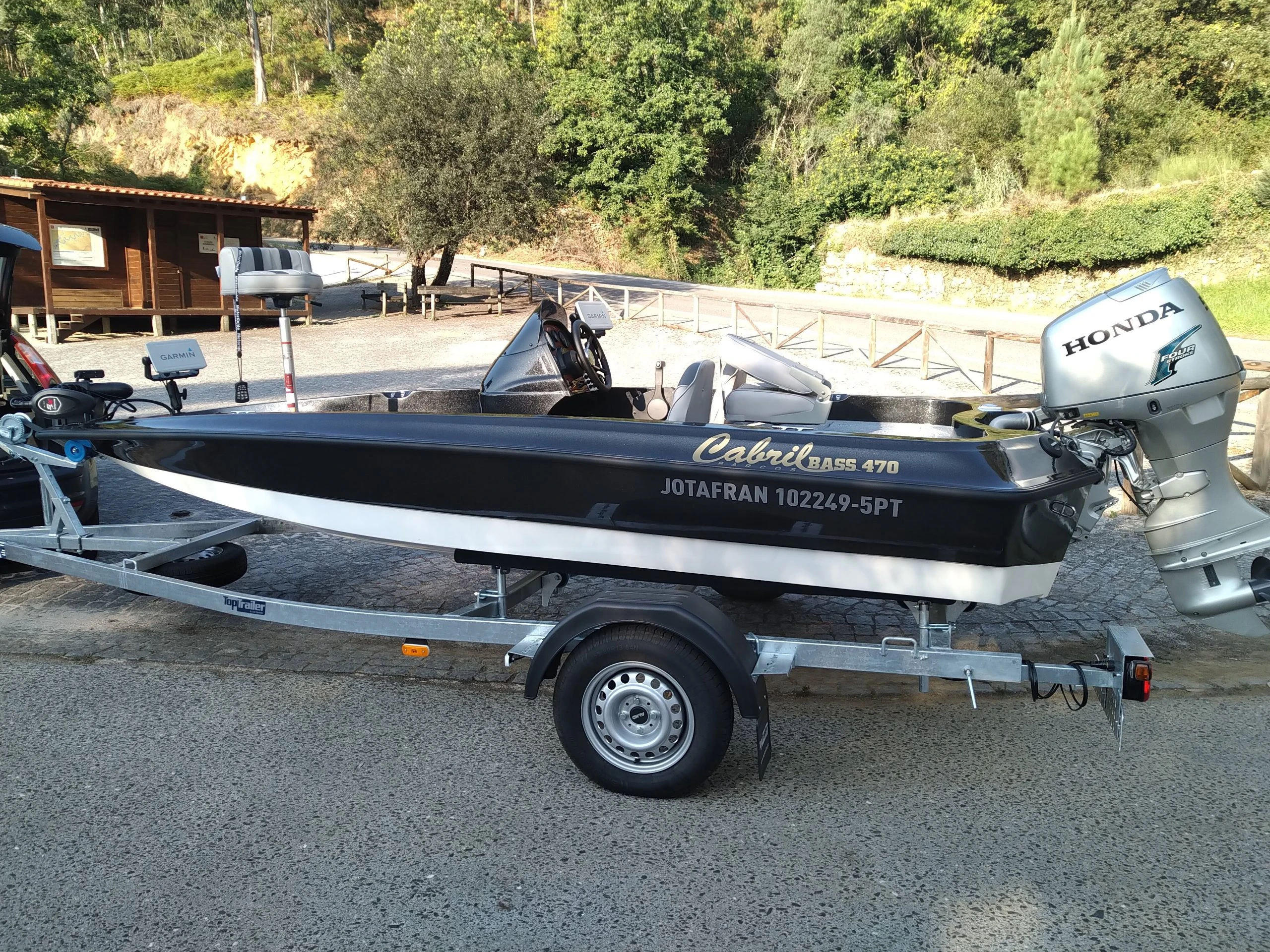 Embarcação pesca achigã Cabril Bass470 (Preços sob consulta)