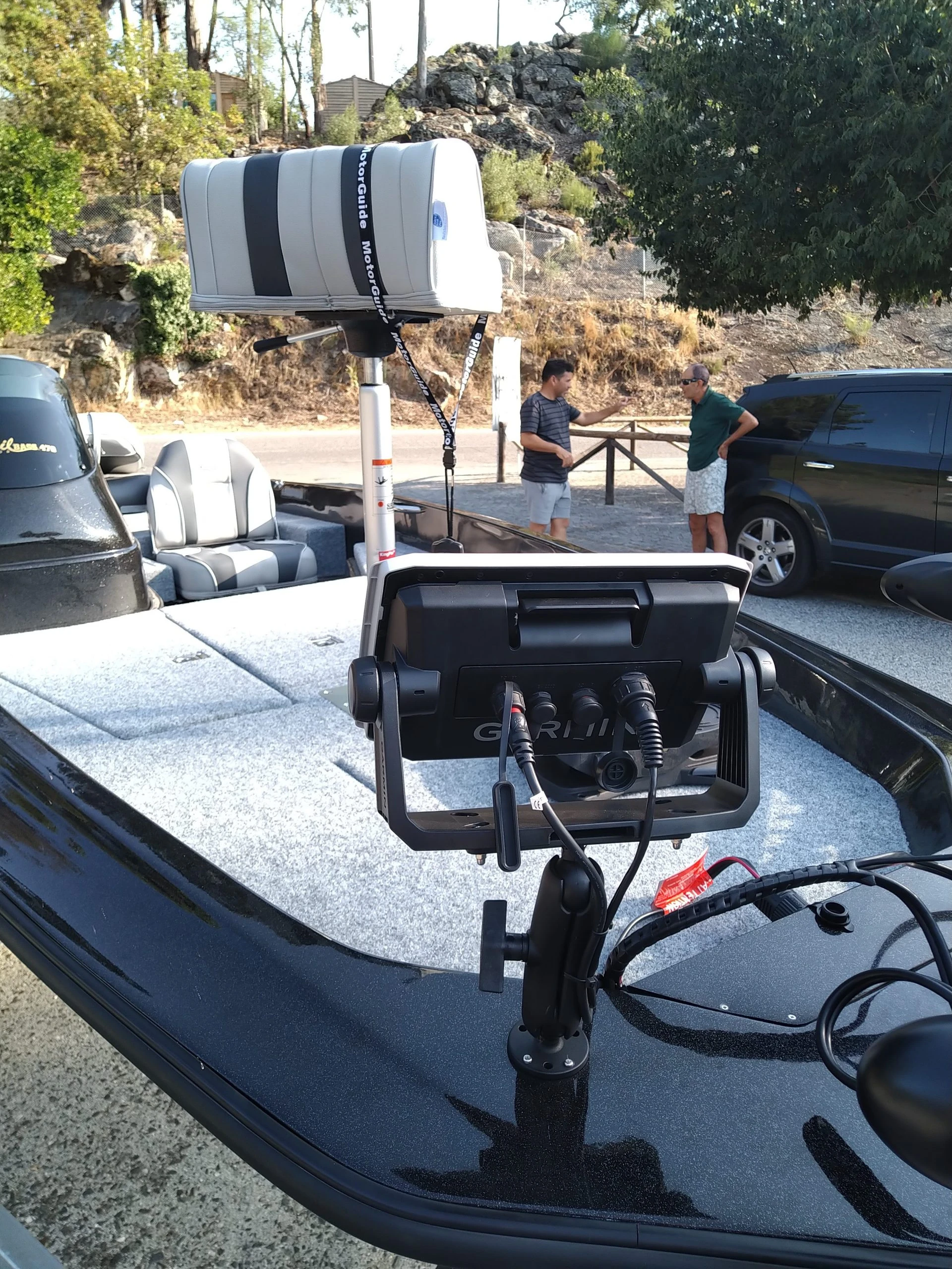 Embarcação pesca achigã Cabril Bass470 (Preços sob consulta)