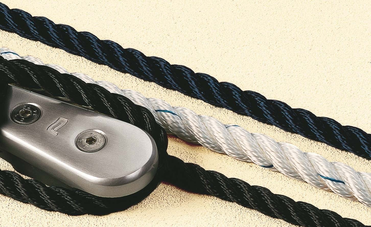 Cabo Poliéster Torcido 220m 3 Fios 10mm Branco Cabo Poliéster Torcido 220m 3 Fios 10mm Branco