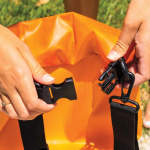 Bolsa Estanque c/ Altifalante / Bluetooth / Painel Solar