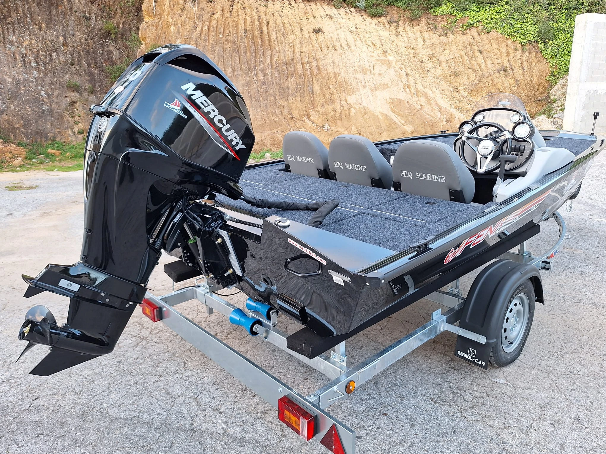 Embarcação para pesca achigã em aluminio Fenix 490 Embarcação para pesca achigã em aluminio Fenix 490